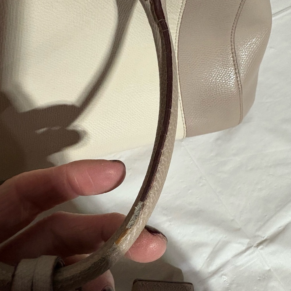 Coach Cream and Tan Leather Handbag - Picture 11 of 15
